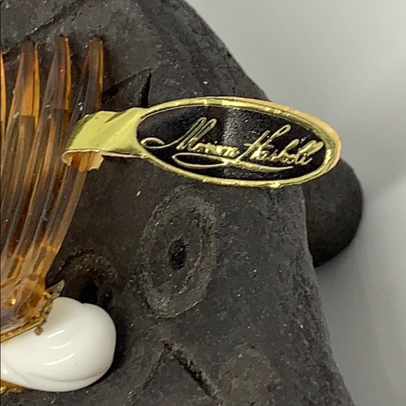 MIRIAM HASKELL HAIR COMB WITH GOLD TONE LEAVES - Picture 5 of 5